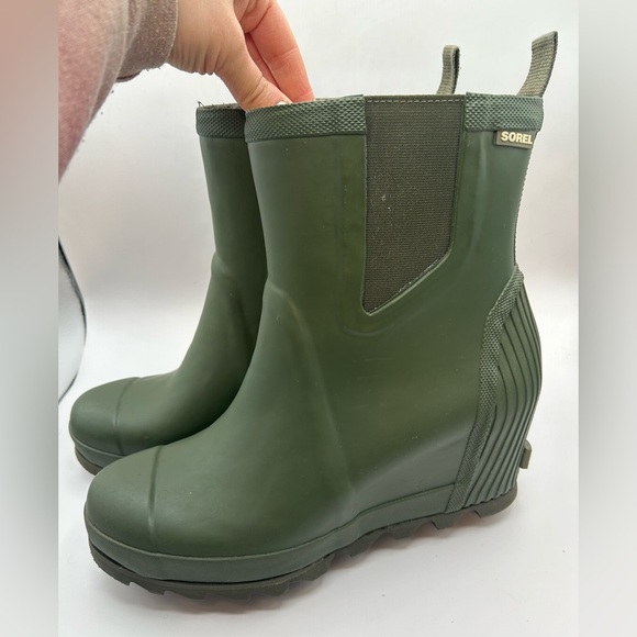 Sorel Joan Of Arctic Rain Wedge Rain Boots Chelsea Waterproof Green Rubber 11 - Picture 4 of 15